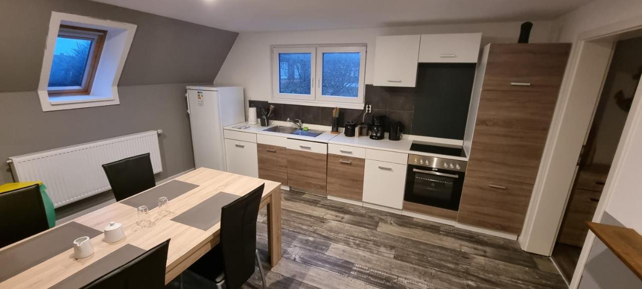 3 Zimmer Ferienwohnung In Jever Εξωτερικό φωτογραφία